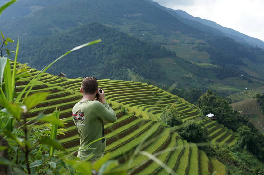 Pics of Asia photographer Etienne Bossot taking photos in Vietnam