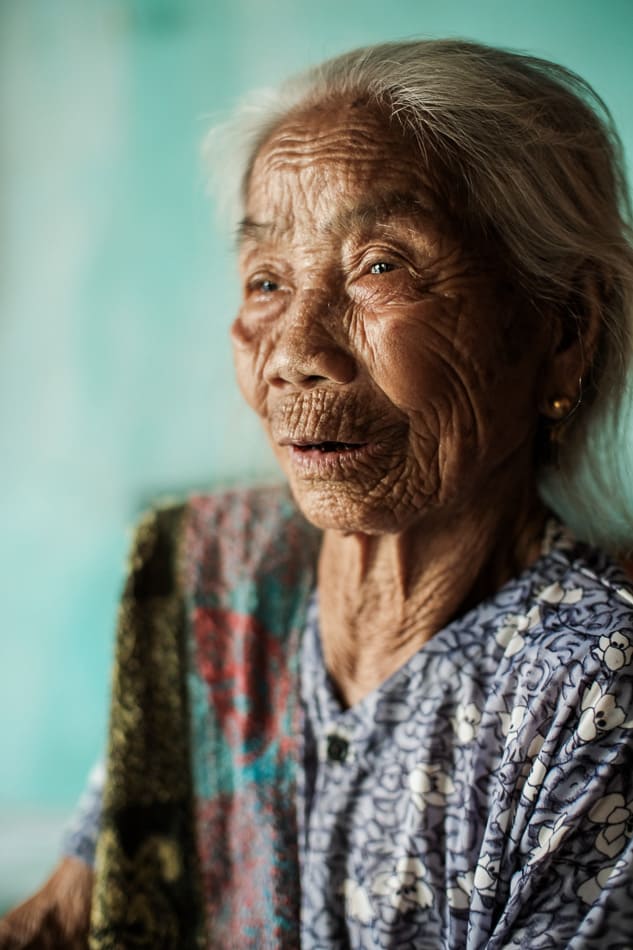 Color portrait of Vietnamese woman during Pics of Asia Central Vietnam Tour