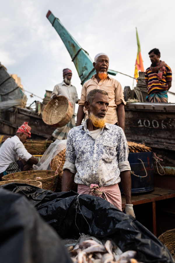 Fishermen unloading fish in Barisal